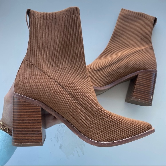 STEVEN By Steve Madden Nixie Brown Sock Ankle Boot NEW - Picture 3 of 11